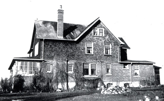 A black and white photo of the Bremner House